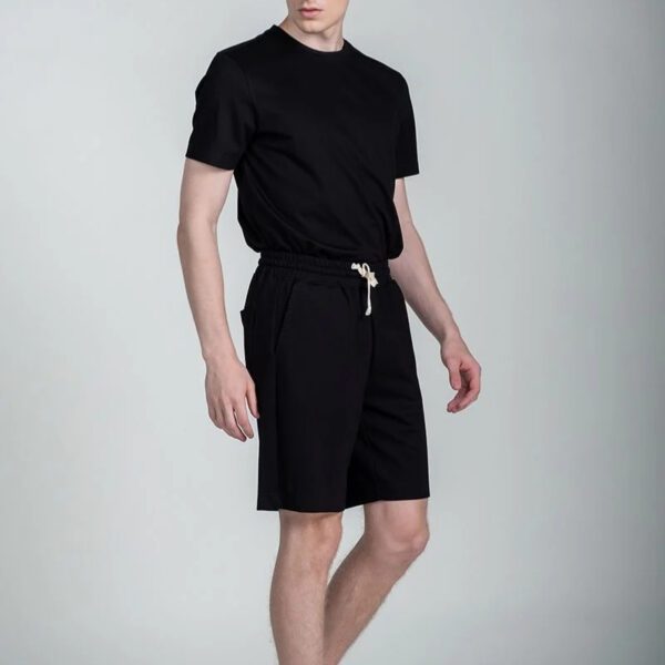 93 Áo thun nam tay ngắn form vừa